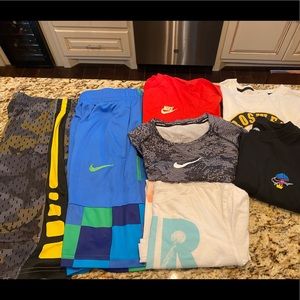 Boys size large Nike lot